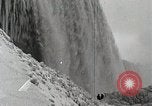 Standbild Wasserfall Niagara Falls New York USA, 1931, aus Sekunde 25 historischem Filmmaterial Videoclip 65675023946
