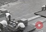 Image largage préparatifs United States USA, 1967, de la seconde 60 séquences d'archives historiques vidéo 65675023964
