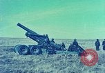 Immagine di M115 Campo obice 8 pollice (trainato) United States USA, 1965, secondo 23 filmato di repertorio 65675023971