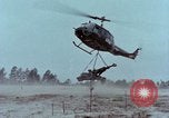 Standbild Field Artillery Waffen United States USA, 1965, aus Sekunde 23 historischem Filmmaterial Videoclip 65675023972