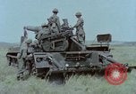 Standbild Field Artillery Waffen United States USA, 1965, aus Sekunde 57 historischem Filmmaterial Videoclip 65675023972