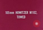 Standbild M102 howitzer United States USA, 1965, aus Sekunde 7 historischem Filmmaterial Videoclip 65675023974