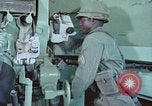 Standbild M108 howitzer United States USA, 1965, aus Sekunde 58 historischem Filmmaterial Videoclip 65675023975