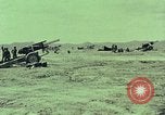 Image M114A1 obusier remorqué United States USA, 1965, de la seconde 14 séquences d'archives historiques vidéo 65675023976