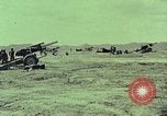 Image M114A1 obusier remorqué United States USA, 1965, de la seconde 18 séquences d'archives historiques vidéo 65675023976