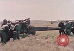 Image M114A1 obusier remorqué United States USA, 1965, de la seconde 49 séquences d'archives historiques vidéo 65675023976