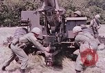 Image M114A1 obusier remorqué United States USA, 1965, de la seconde 60 séquences d'archives historiques vidéo 65675023976