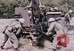 Image M114A1 obusier remorqué United States USA, 1965, de la seconde 61 séquences d'archives historiques vidéo 65675023976