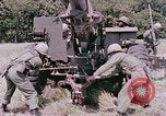 Image M114A1 obusier remorqué United States USA, 1965, de la seconde 62 séquences d'archives historiques vidéo 65675023976