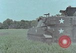 Standbild M108 self-propelled howitzer United States USA, 1965, aus Sekunde 18 historischem Filmmaterial Videoclip 65675023977