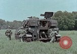 Standbild M108 self-propelled howitzer United States USA, 1965, aus Sekunde 26 historischem Filmmaterial Videoclip 65675023977