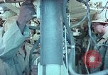 Standbild M108 self-propelled howitzer United States USA, 1965, aus Sekunde 38 historischem Filmmaterial Videoclip 65675023977