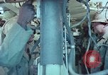 Standbild M108 self-propelled howitzer United States USA, 1965, aus Sekunde 39 historischem Filmmaterial Videoclip 65675023977
