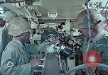 Standbild M108 self-propelled howitzer United States USA, 1965, aus Sekunde 58 historischem Filmmaterial Videoclip 65675023977