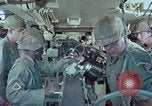 Standbild M108 self-propelled howitzer United States USA, 1965, aus Sekunde 60 historischem Filmmaterial Videoclip 65675023977