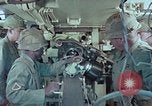 Standbild M108 self-propelled howitzer United States USA, 1965, aus Sekunde 62 historischem Filmmaterial Videoclip 65675023977