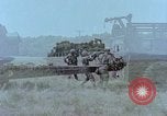 Standbild M115 howitzer United States USA, 1965, aus Sekunde 39 historischem Filmmaterial Videoclip 65675023978
