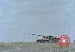 Standbild M107selbstfahrende gun United States USA, 1965, aus Sekunde 8 historischem Filmmaterial Videoclip 65675023980