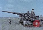 Standbild M107selbstfahrende gun United States USA, 1965, aus Sekunde 27 historischem Filmmaterial Videoclip 65675023980
