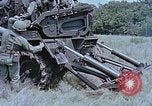 Standbild M107selbstfahrende gun United States USA, 1965, aus Sekunde 29 historischem Filmmaterial Videoclip 65675023980