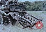 Standbild M107selbstfahrende gun United States USA, 1965, aus Sekunde 35 historischem Filmmaterial Videoclip 65675023980