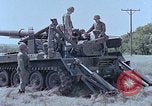 Standbild M107selbstfahrende gun United States USA, 1965, aus Sekunde 46 historischem Filmmaterial Videoclip 65675023980