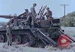 Standbild M107selbstfahrende gun United States USA, 1965, aus Sekunde 49 historischem Filmmaterial Videoclip 65675023980