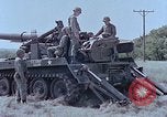 Standbild M107selbstfahrende gun United States USA, 1965, aus Sekunde 50 historischem Filmmaterial Videoclip 65675023980