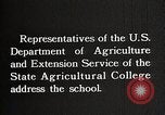 Image African American les élèves apprennent à partir de l'école Mobile Tuskegee Alabama United States USA, 1921, de la seconde 9 séquences d'archives historiques vidéo 65675023996