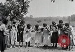Image African American les élèves apprennent à partir de l'école Mobile Tuskegee Alabama United States USA, 1921, de la seconde 60 séquences d'archives historiques vidéo 65675023996