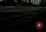 Standbild Integration aller-weiße High School von 9 schwarze Studenten Little Rock Arkansas United States USA, 1957, aus Sekunde 11 historischem Filmmaterial Videoclip 65675024010