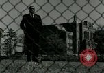 Standbild Integration aller-weiße High School von 9 schwarze Studenten Little Rock Arkansas United States USA, 1957, aus Sekunde 39 historischem Filmmaterial Videoclip 65675024010