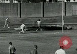 Standbild Integration aller-weiße High School von 9 schwarze Studenten Little Rock Arkansas United States USA, 1957, aus Sekunde 57 historischem Filmmaterial Videoclip 65675024010