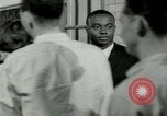 Standbild Thelma Mothershed von "Little Rock Neun" in Southern Illinois Univers Carbondale Illinois United States USA, 1964, aus Sekunde 4 historischem Filmmaterial Videoclip 65675024013