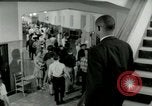 Standbild Thelma Mothershed von "Little Rock Neun" in Southern Illinois Univers Carbondale Illinois United States USA, 1964, aus Sekunde 16 historischem Filmmaterial Videoclip 65675024013