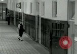 Standbild Thelma Mothershed von "Little Rock Neun" in Southern Illinois Univers Carbondale Illinois United States USA, 1964, aus Sekunde 56 historischem Filmmaterial Videoclip 65675024013