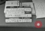 Standbild Plaque Präsentation United States USA, 1957, aus Sekunde 1 historischem Filmmaterial Videoclip 65675024018
