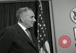Standbild Plaque Präsentation United States USA, 1957, aus Sekunde 21 historischem Filmmaterial Videoclip 65675024018