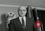 Standbild H G Milton III United States USA, 1957, aus Sekunde 6 historischem Filmmaterial Videoclip 65675024019