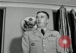 Standbild H G Milton III United States USA, 1957, aus Sekunde 33 historischem Filmmaterial Videoclip 65675024019