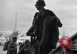 Immagine di 101St truppe aviotrasportate Arkansas United States USA, 1957, secondo 35 filmato di repertorio 65675024031