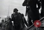 Immagine di 101St truppe aviotrasportate Arkansas United States USA, 1957, secondo 38 filmato di repertorio 65675024031
