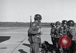 Immagine di 101St truppe aviotrasportate 327Reggimento di Fanteria Arkansas United States USA, 1957, secondo 11 filmato di repertorio 65675024033