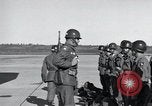 Immagine di 101St truppe aviotrasportate 327Reggimento di Fanteria Arkansas United States USA, 1957, secondo 12 filmato di repertorio 65675024033