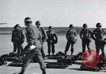 Immagine di 101St truppe aviotrasportate 327Reggimento di Fanteria Arkansas United States USA, 1957, secondo 39 filmato di repertorio 65675024033