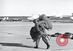 Immagine di 101St truppe aviotrasportate Arkansas United States USA, 1957, secondo 43 filmato di repertorio 65675024034