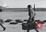 Immagine di 101St truppe aviotrasportate Arkansas United States USA, 1957, secondo 56 filmato di repertorio 65675024034