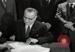 Standbild Lyndon Johnson Washington DC USA, 1964, aus Sekunde 43 historischem Filmmaterial Videoclip 65675024045