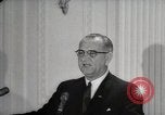 Standbild Lyndon Johnson Washington DC USA, 1964, aus Sekunde 56 historischem Filmmaterial Videoclip 65675024045