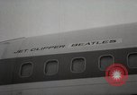 Standbild Beatles London England Vereinigtes Königreich, 1964, aus Sekunde 34 historischem Filmmaterial Videoclip 65675024046